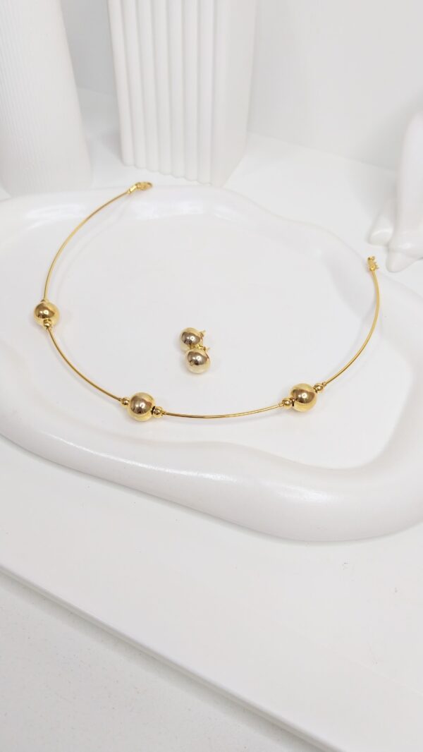 Conjunto esfera banhado a Ouro 18k