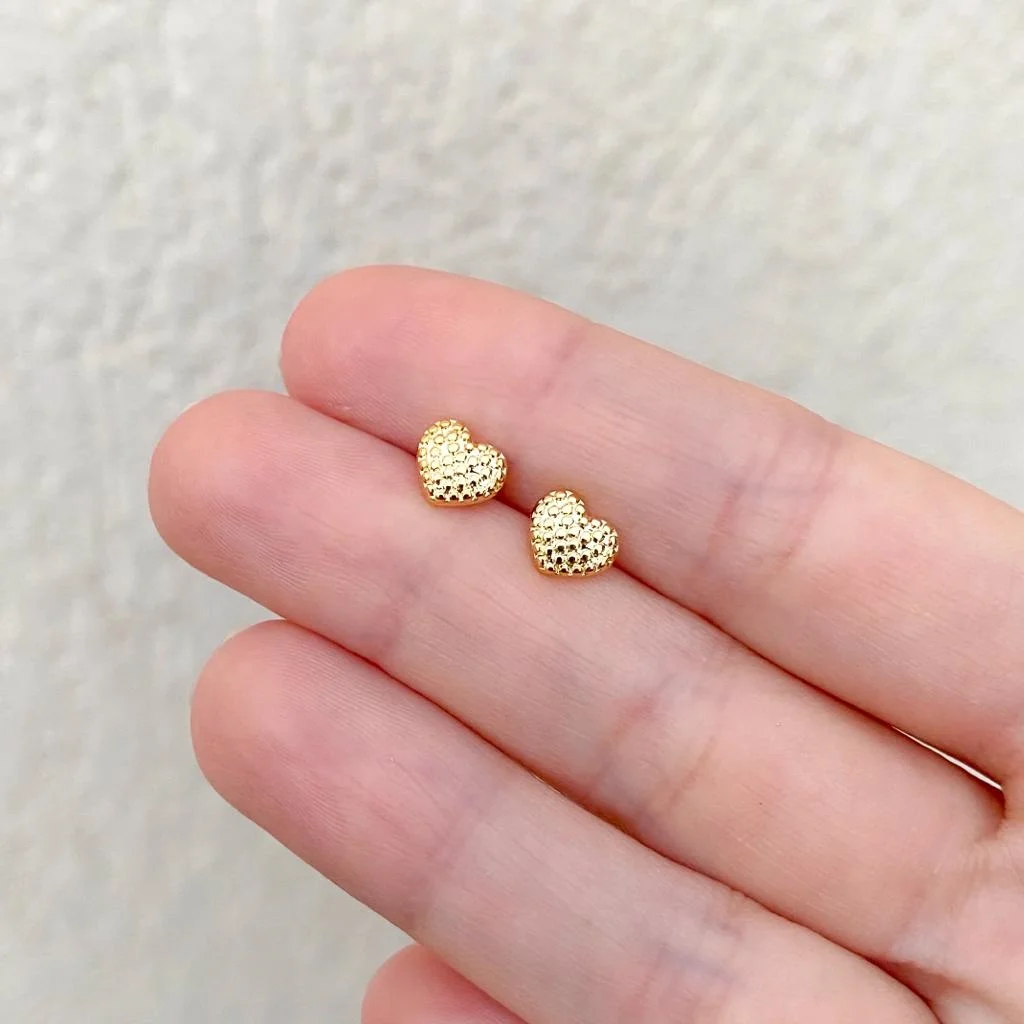 Brinco infantil coração Pavê